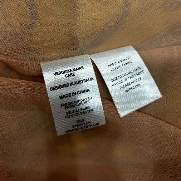 🌺Adorable skirt 🌺Like new🔥, worn once🙈 - Picture 12 of 14